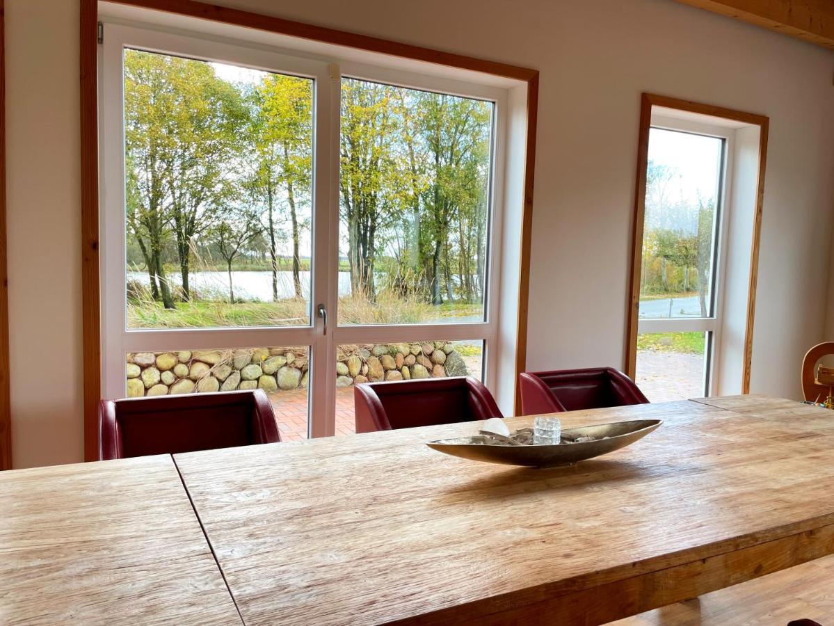 Villa Haus Zwischen Den Wehlen Bei Buesum, 16 Personen à Westerdeichstrich Extérieur photo